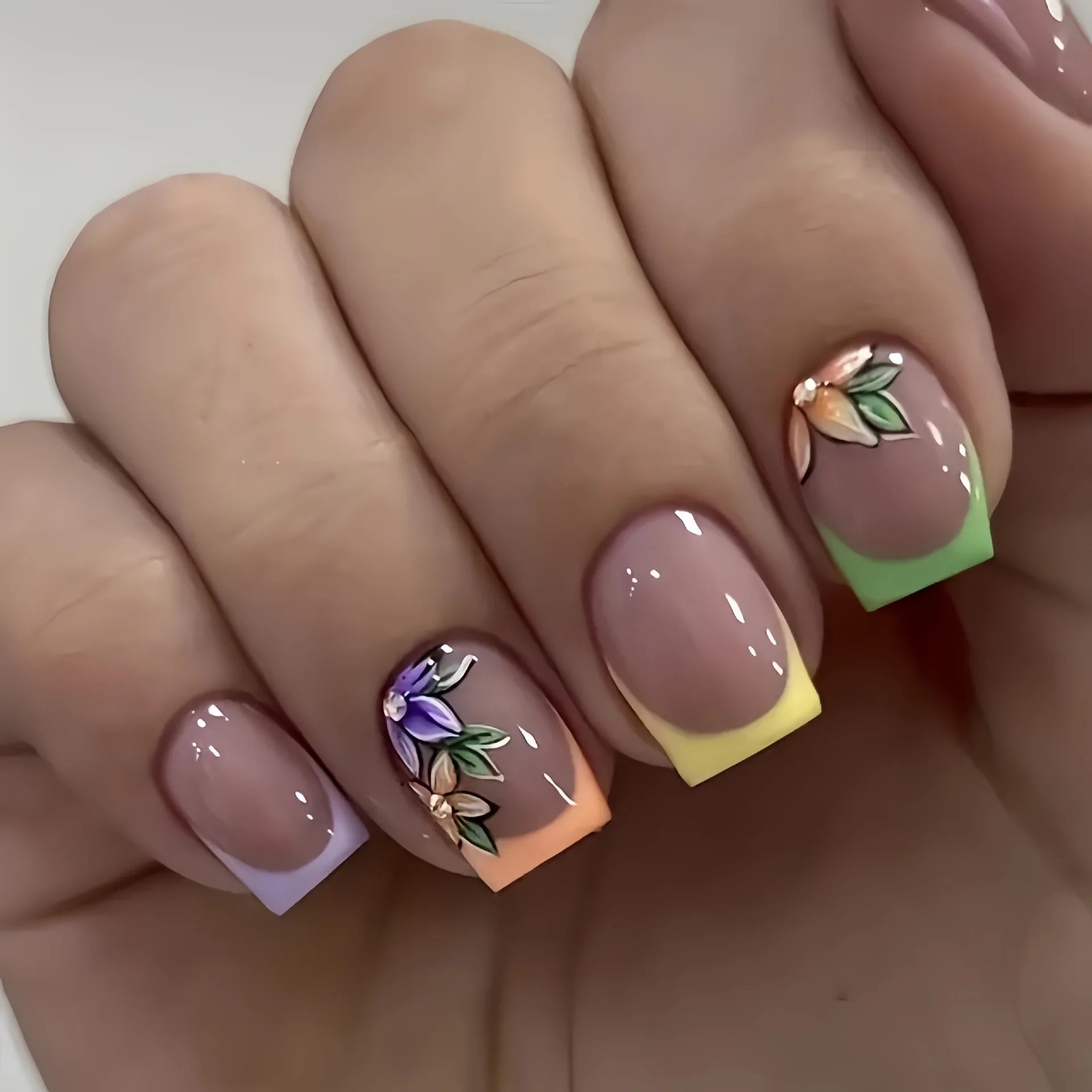 A604-1 Color Pink Floral Short Almond Press-On Nails Set, 24 Pcs